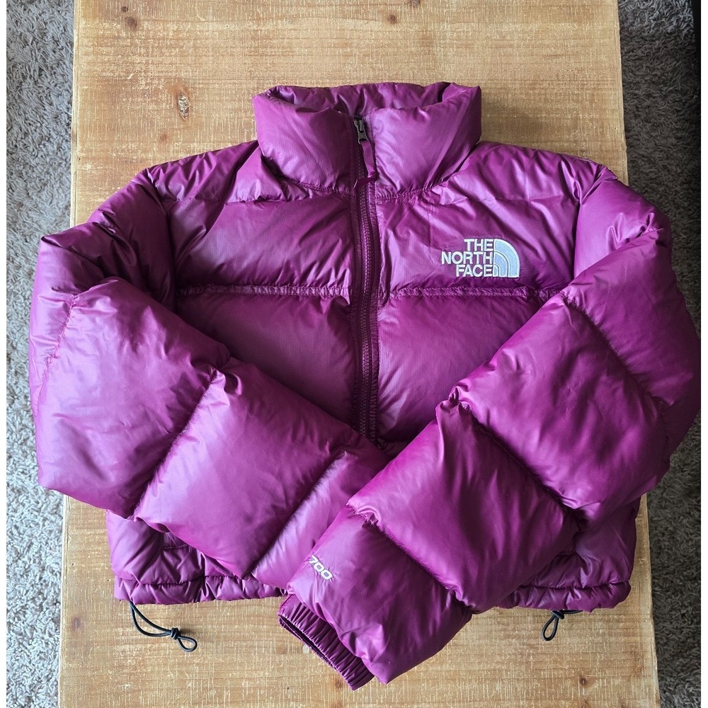 North Face cropped nuptse purple puffer jacket size medium EUC